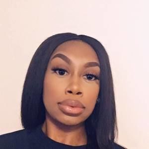 Meet your Posher, Deana